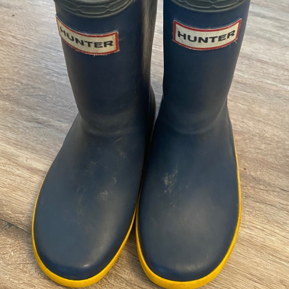 Hunter boots. Size 11. - Picture 3 of 8